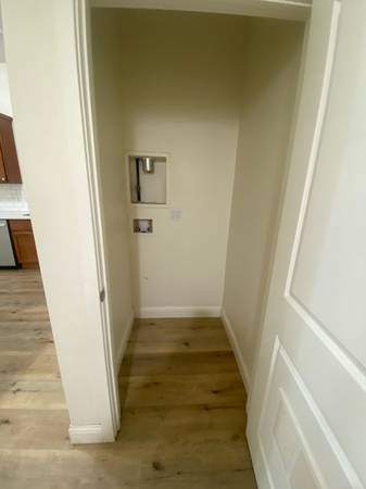 3BR/2BA Apartment on Martin Luther King Jr Way · Oakland photo 5