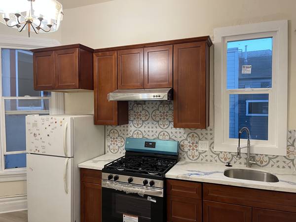 1BR/1BA Apartment · Oakland