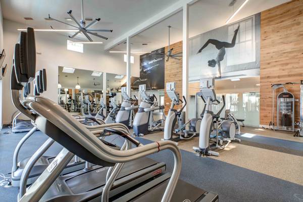 Townhouses on Stoneridge Mall Rd · Pleasanton