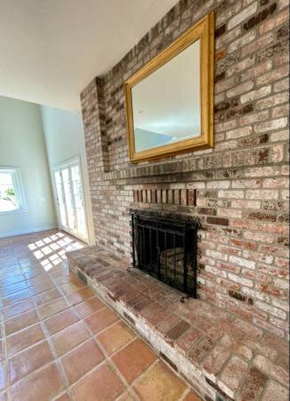 4BR/2BA Single Family House · Calistoga photo 5