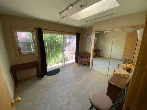 1BR/1BA Duplex · Forestville photo 4