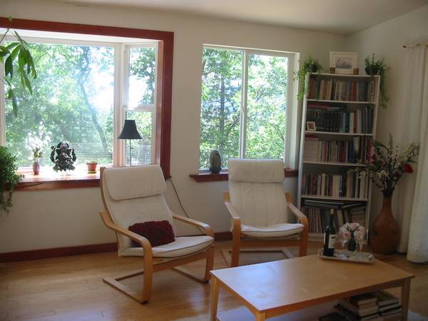 3BR/2BA Single Family House · Cobb photo 4