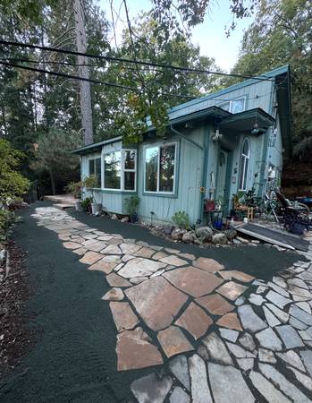 3BR/2BA Single Family House · Cobb photo 2