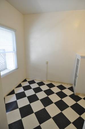 0BR/1BA Apartment · Berkeley photo 5