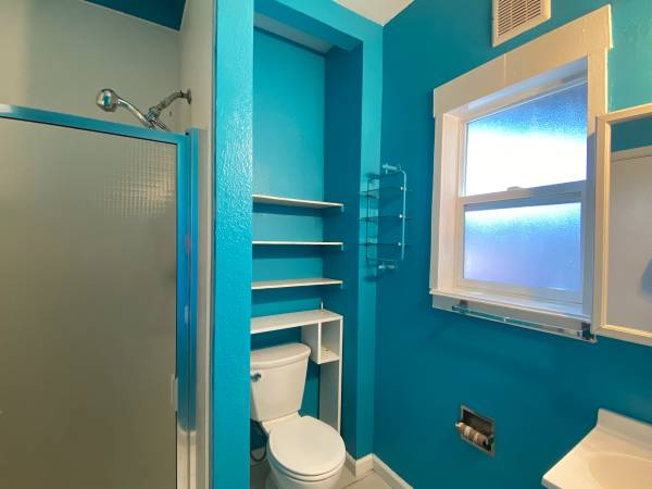 0BR/1BA Apartment on Marian Court Unit 7 · San Rafael photo 3