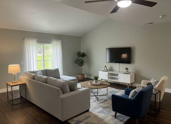 2BR/1BA Condo · El Sobrante