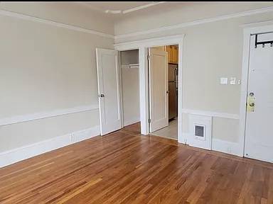 1BR/1BA Single Family House on Bartlett St · San Francisco photo 5