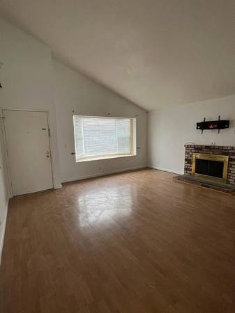 4BR/2BA Single Family House on Coloma Way · Vallejo photo 4