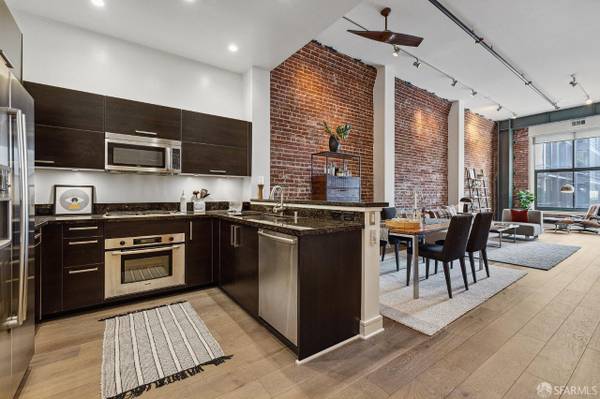 Condos on Townsend St · San Francisco photo 3
