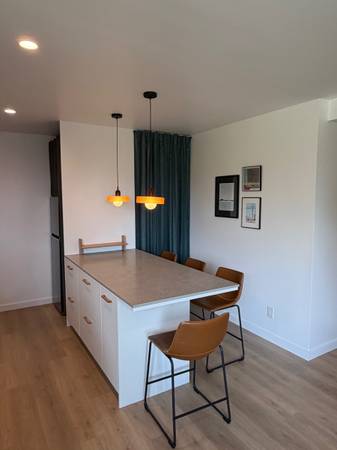1BR/1BA Apartment · Berkeley photo 5