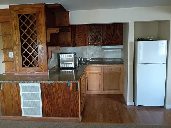 1BR/1BA Apartment · San Rafael photo 2
