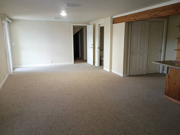 1BR/1BA Apartment · San Rafael photo 4
