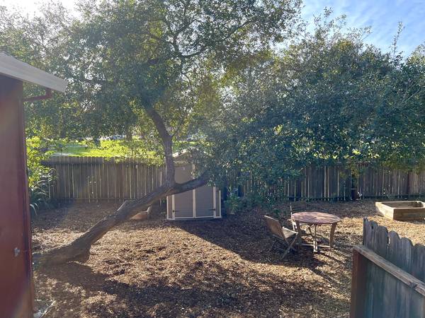 1BR/1BA Duplex · Sebastopol photo 5