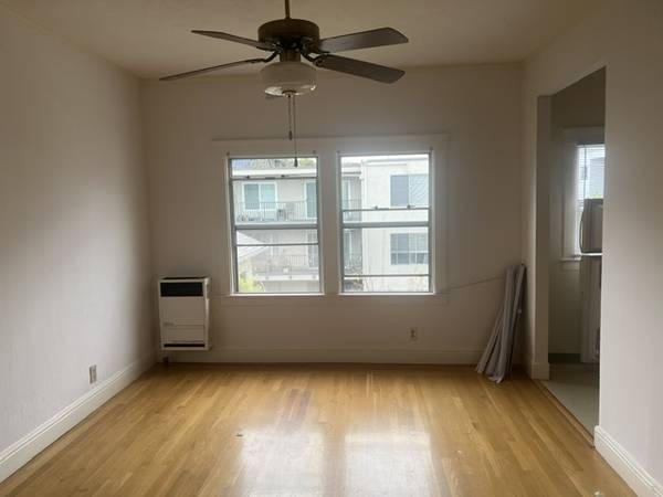 Apartments on Merritt Ave · Oakland