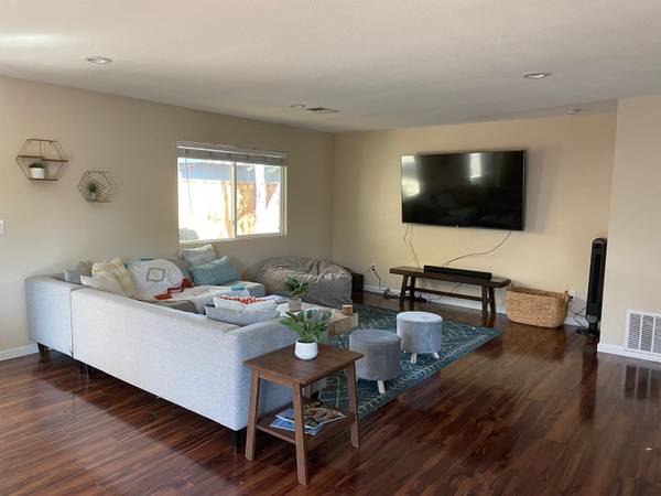 4BR/2BA Single Family House · Concord photo 2