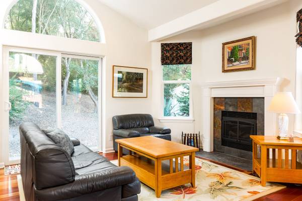 3BR/3BA House · Aptos photo 4