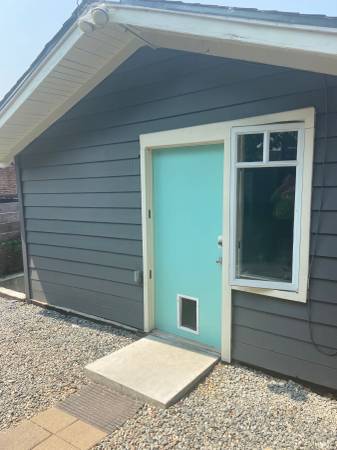 1BR/1BA Single Family House · Oakland
