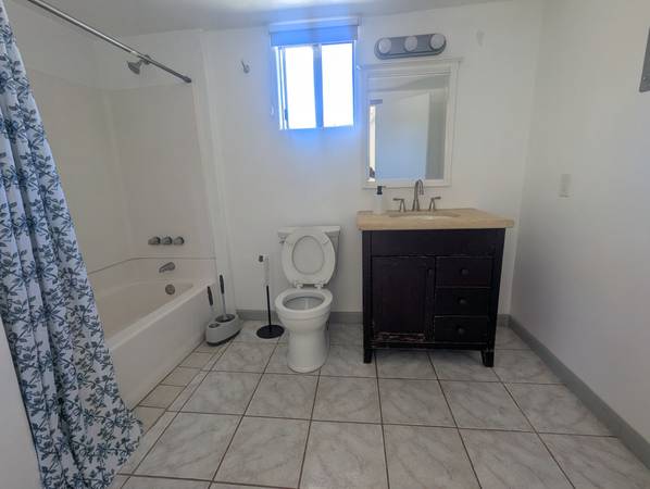 0BR/1BA In Law Adu · Watsonville photo 2