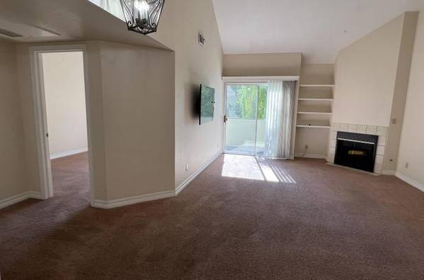 1BR/1BA Condo on Summerplace Dr · San Jose