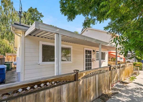 2BR/1BA Single Family House · San Jose photo 3