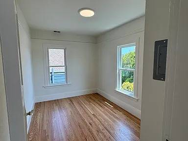 3BR/2BA Flat on Albion St · San Francisco photo 5