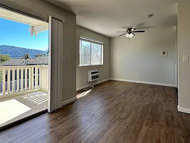 2BR/2BA Apartment on University Ave · Los Gatos photo 5