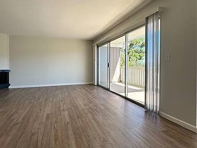 2BR/2BA Apartment on University Ave · Los Gatos photo 2