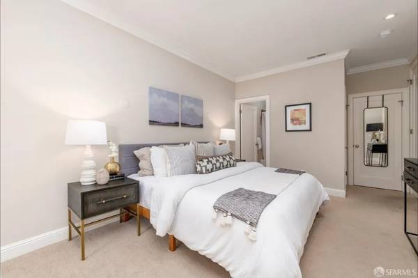 3BR/2BA Flat · San Francisco photo 2