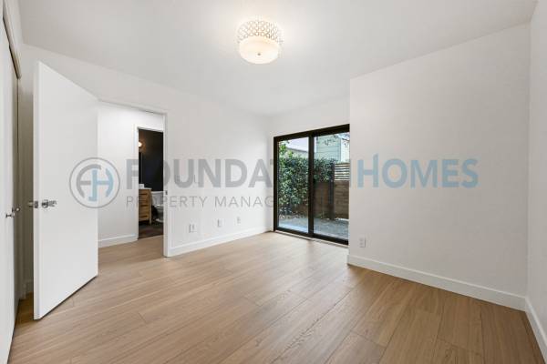 1BR/1BA Condo on Miller Ave · Mill Valley photo 3