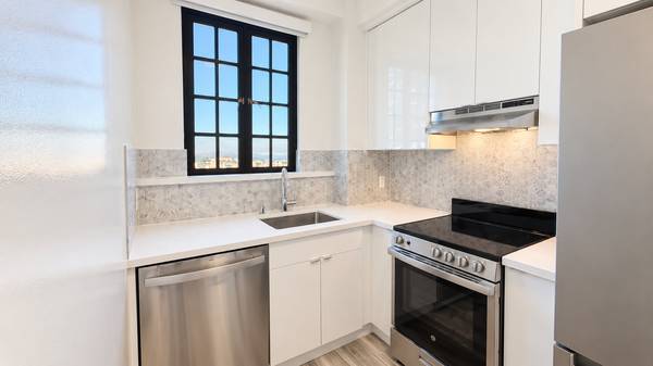 Apartments on Buena Vista Ave W - 503 · San Francisco photo 2