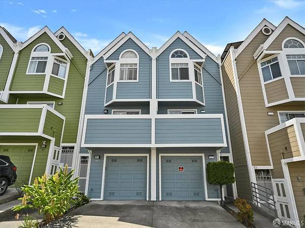 2BR/2BA Single Family House on Rebecca Ln · San Francisco photo 3