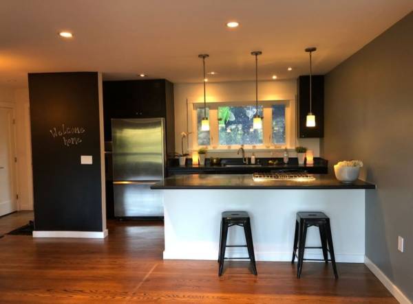 2BR/1BA Duplex · Mill Valley photo 4