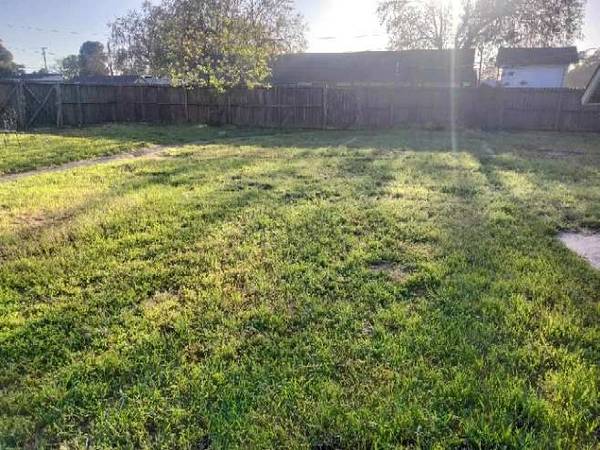 2BR/1BA Single Family House on Fulton Road · Santa Rosa