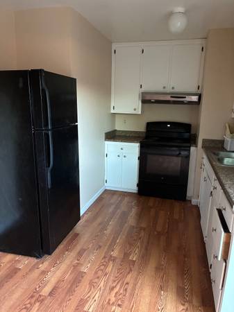 2BR/1BA Apartment · Santa Cruz photo 3