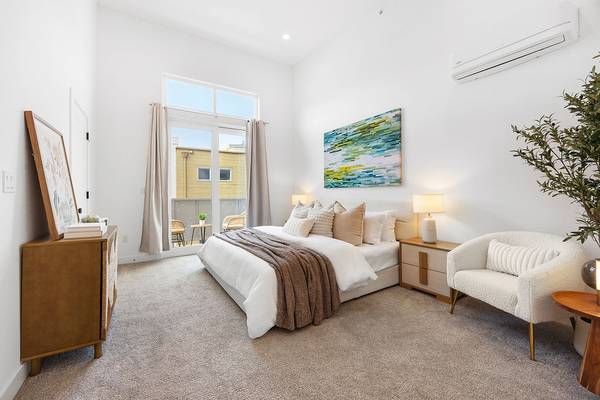 3BR/3BA Apartment · Albany photo 3