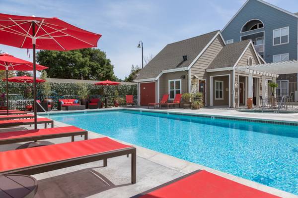 2BR/2BA Loft · Gilroy photo 3