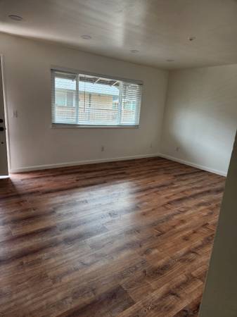 2BR/1BA Apartment on Klute Ave · Santa Rosa photo 5