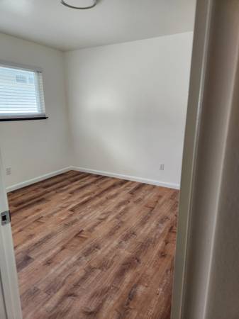 2BR/1BA Apartment on Klute Ave · Santa Rosa photo 2