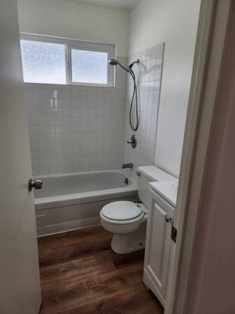 2BR/1BA Apartment on Klute Ave · Santa Rosa photo 3