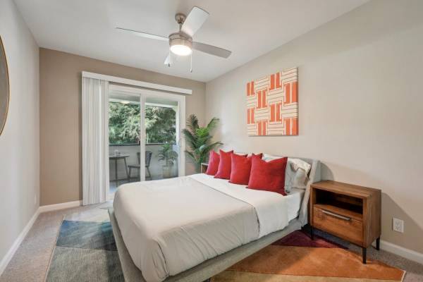 Apartments on Paseo Padre Pkwy · Union City