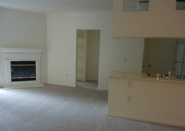 2BR/2BA Apartment · San Jose photo 2