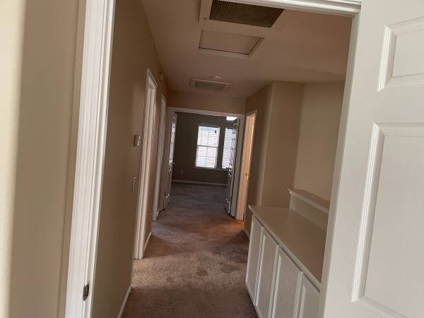 4BR/3BA Single Family House on De Board Dr Tracy Ca · Tracy photo 3