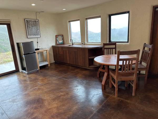 0BR/1BA Single Family House · Olema photo 3