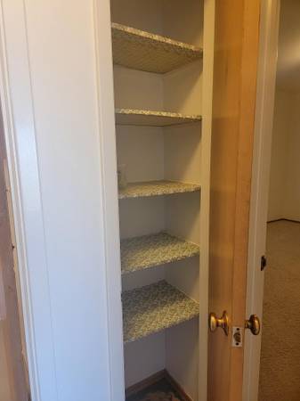 4BR/1BA Apartment · Capitola photo 3