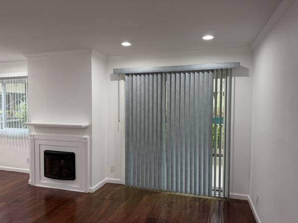 Condos on Imperial Way · Daly City photo 2
