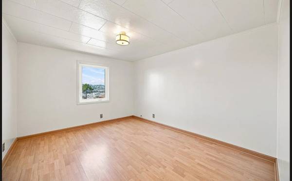 2BR/1BA House · Daly City photo 4