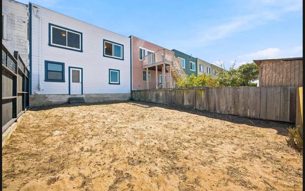 2BR/1BA House · Daly City photo 2