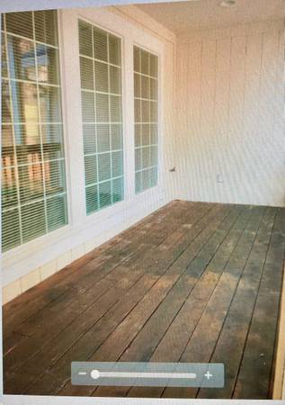 3BR/2BA Single Family House · Hidden Valley Lake photo 3
