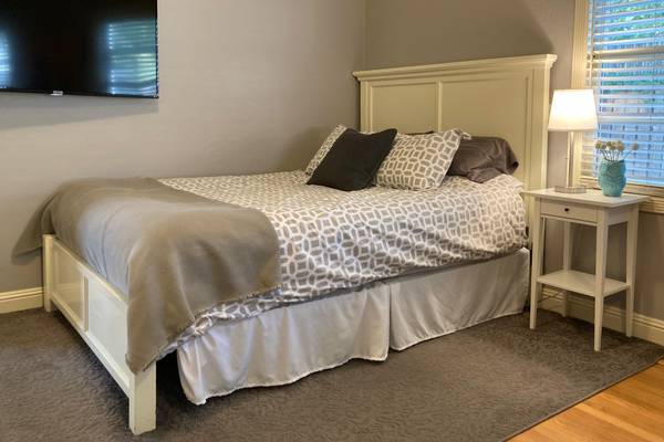 0BR/1BA In Law Adu · Fairfax photo 2