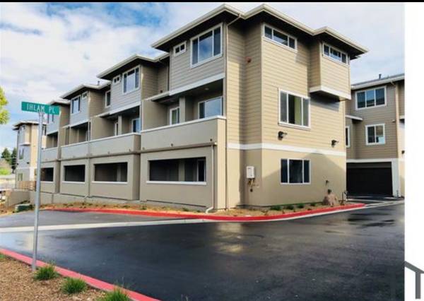3BR/3BA Townhouse · Watsonville photo 2